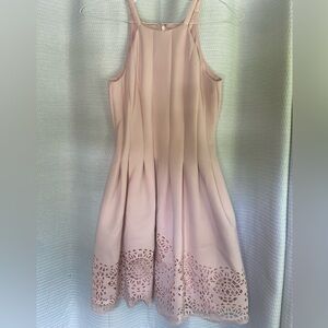 Elegant Pink Sleeveless Dress